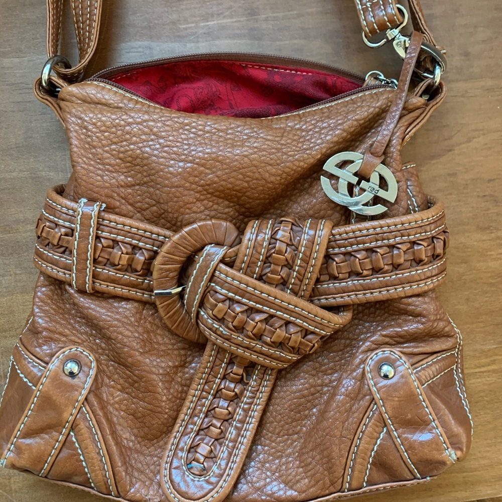 Tan and red bag